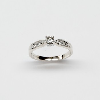 9ct White Gold Diamond Ring